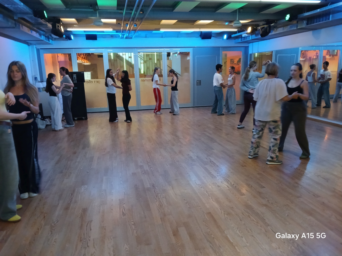 Lateinamerikanische_Taenze_02